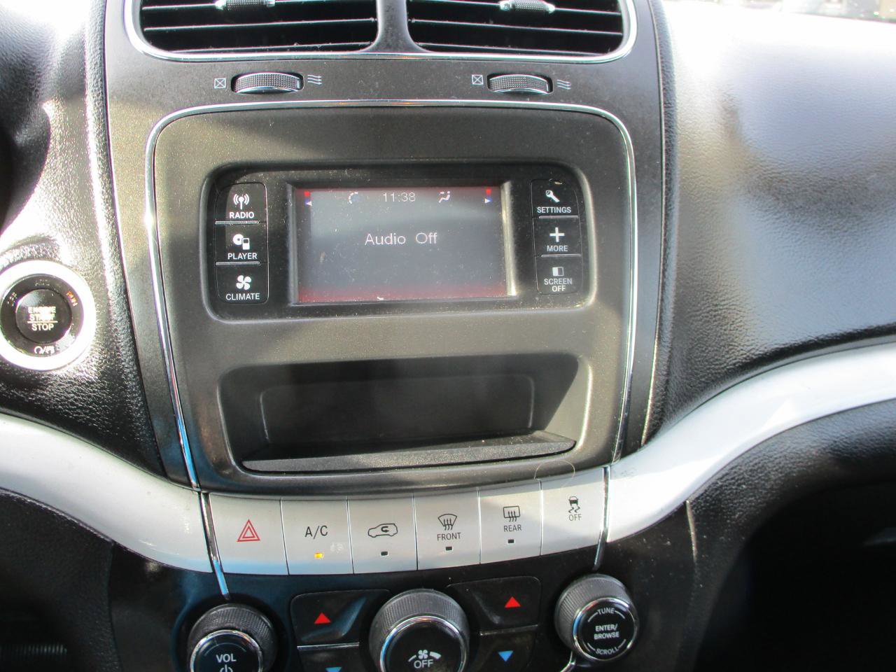Used 2020 Dodge Journey SE FWD image 16