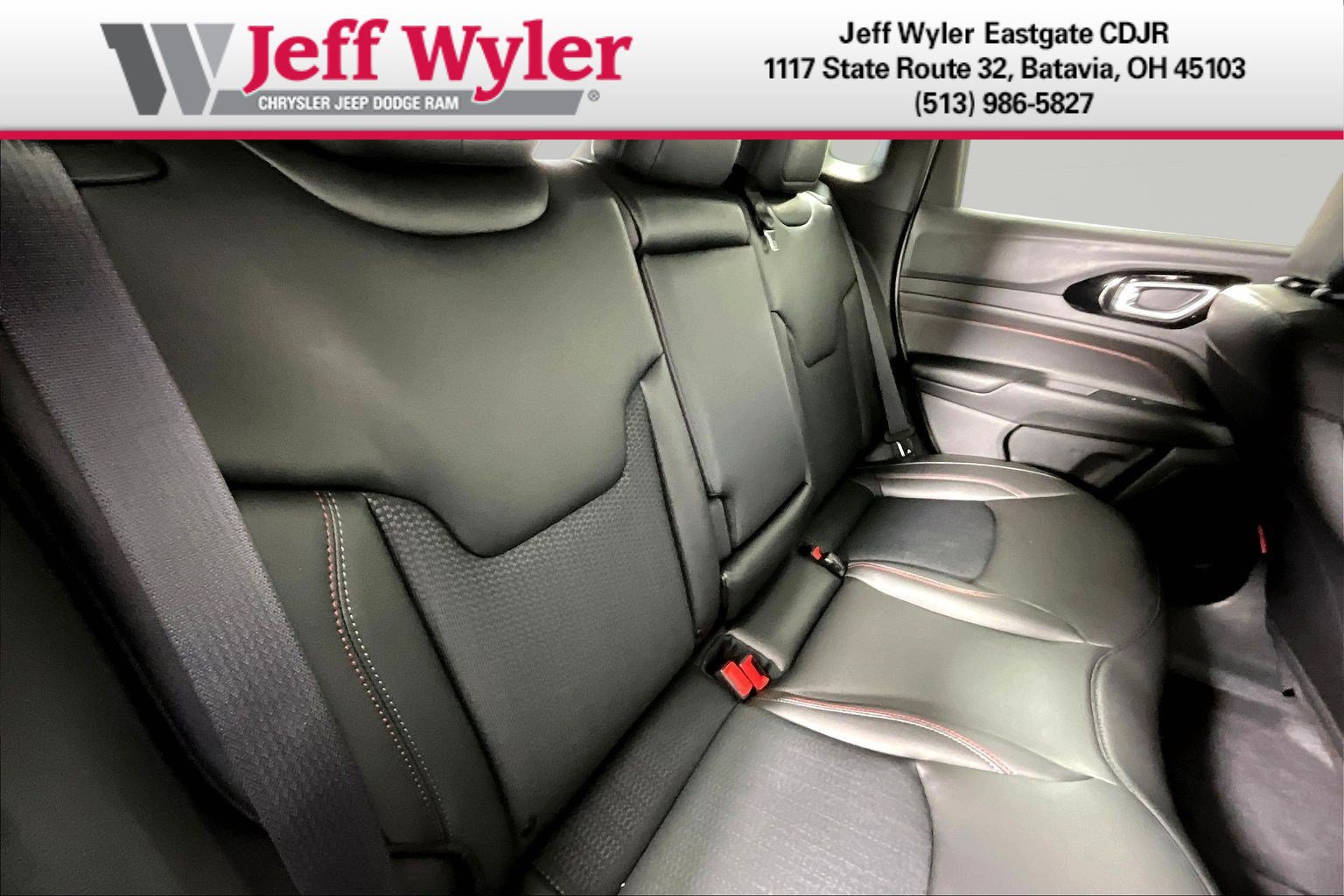 New 2026 Jeep Compass Trailhawk w/ Sun, Sound & Navigation Group AWD/4WD image 19