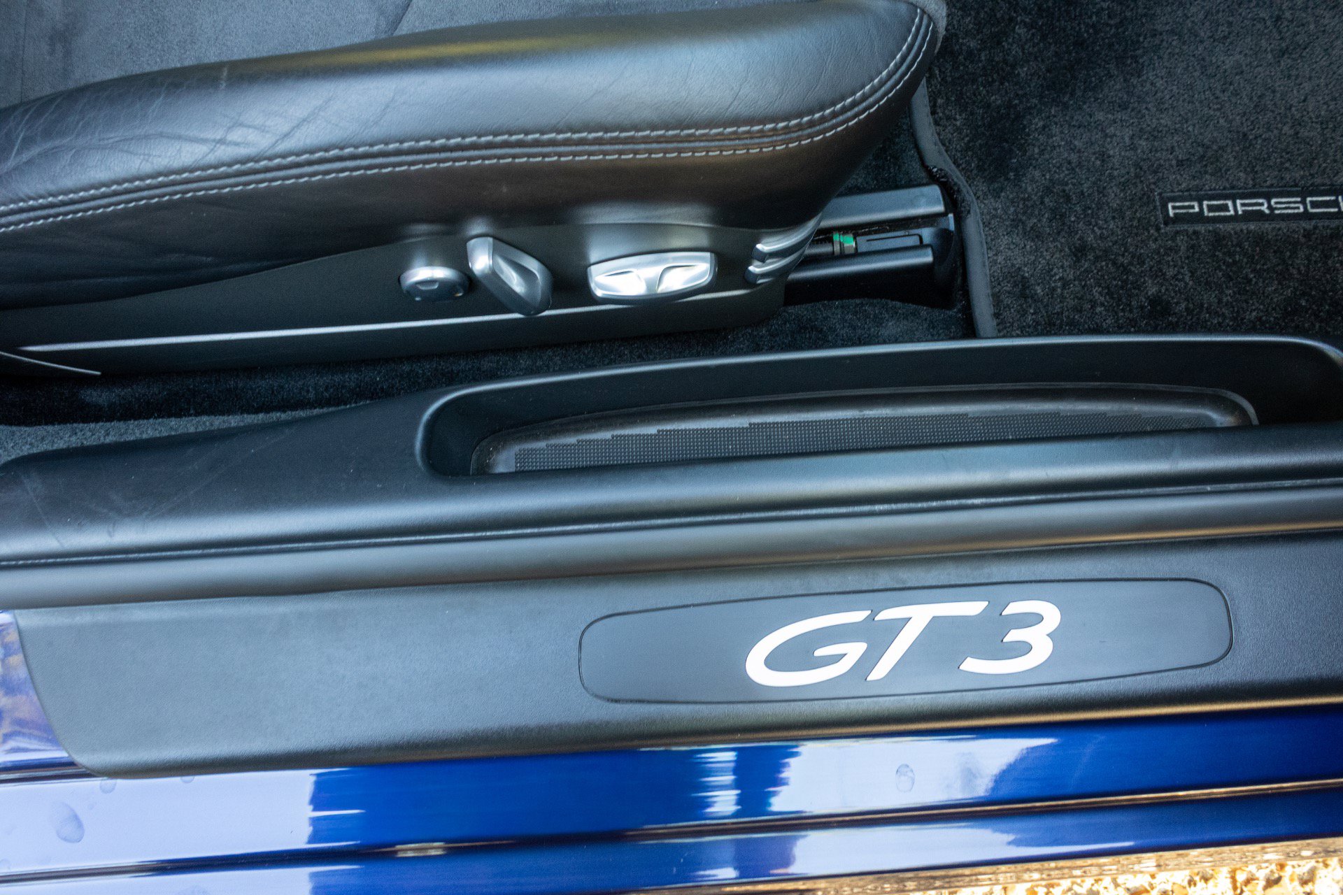 Used 2007 Porsche 911 GT3 RWD image 74