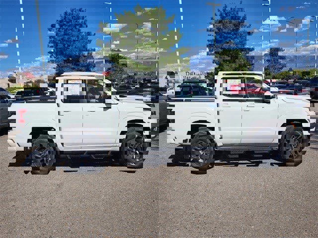 New 2026 Nissan Frontier SV image 2