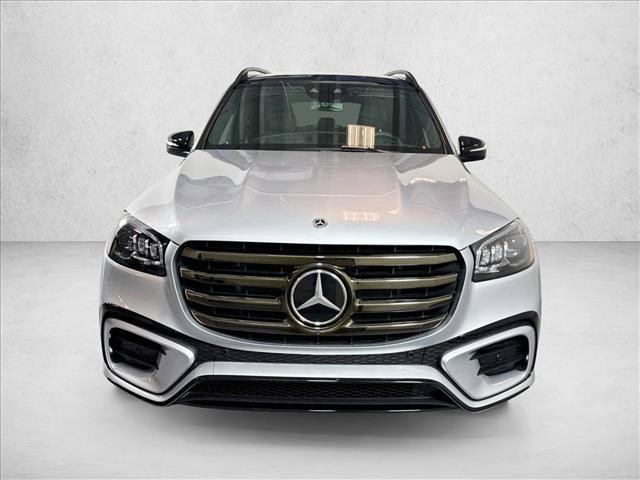 New 2026 Mercedes-Benz GLS 580 4MATIC image 2