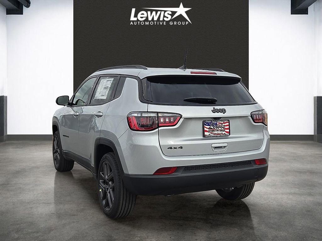 New 2026 Jeep Compass Latitude AWD/4WD image 3