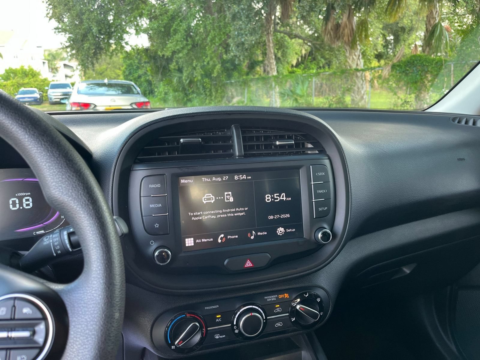 Used 2025 Kia Soul LX w/ LX Technology Package FWD image 16