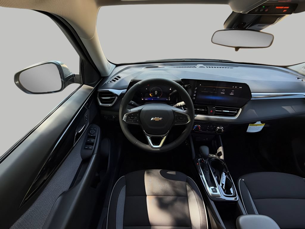 New 2026 Chevrolet TrailBlazer LT w/ LT Cold Weather Package FWD image 11