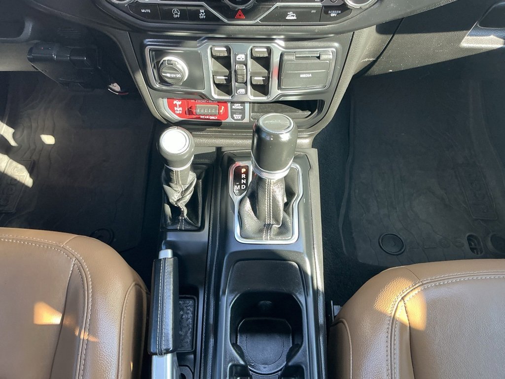 Used 2022 Jeep Gladiator Rubicon w/ Cold Weather Group image 31