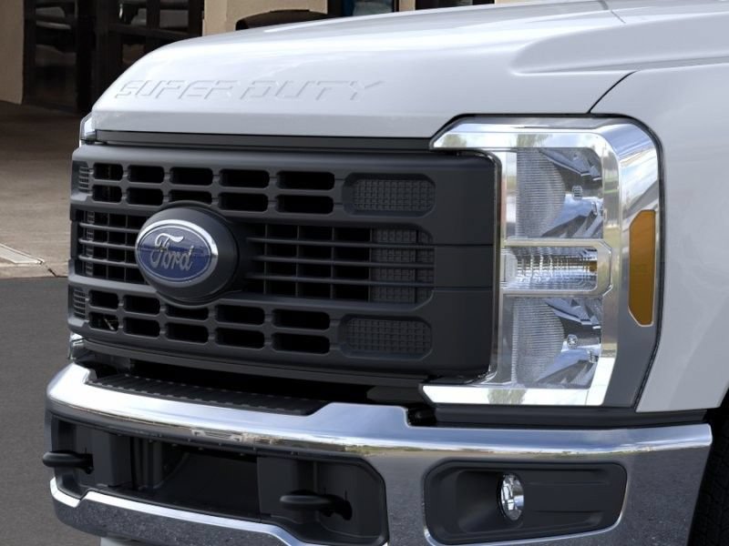 New 2026 Ford F250 XL w/ XL Chrome Package RWD image 39