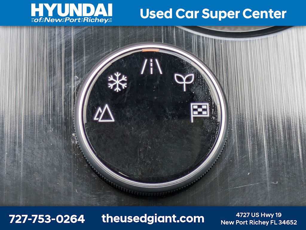 Used 2024 Nissan Rogue SV w/ SV Premium Package AWD/4WD image 31