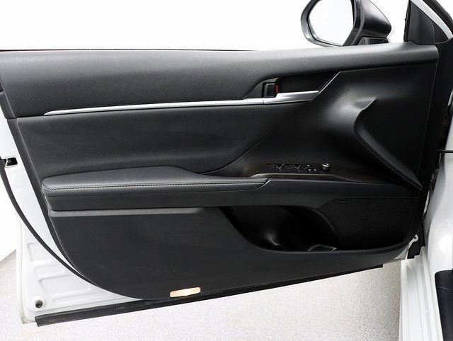 Used 2023 Toyota Camry XSE image 24