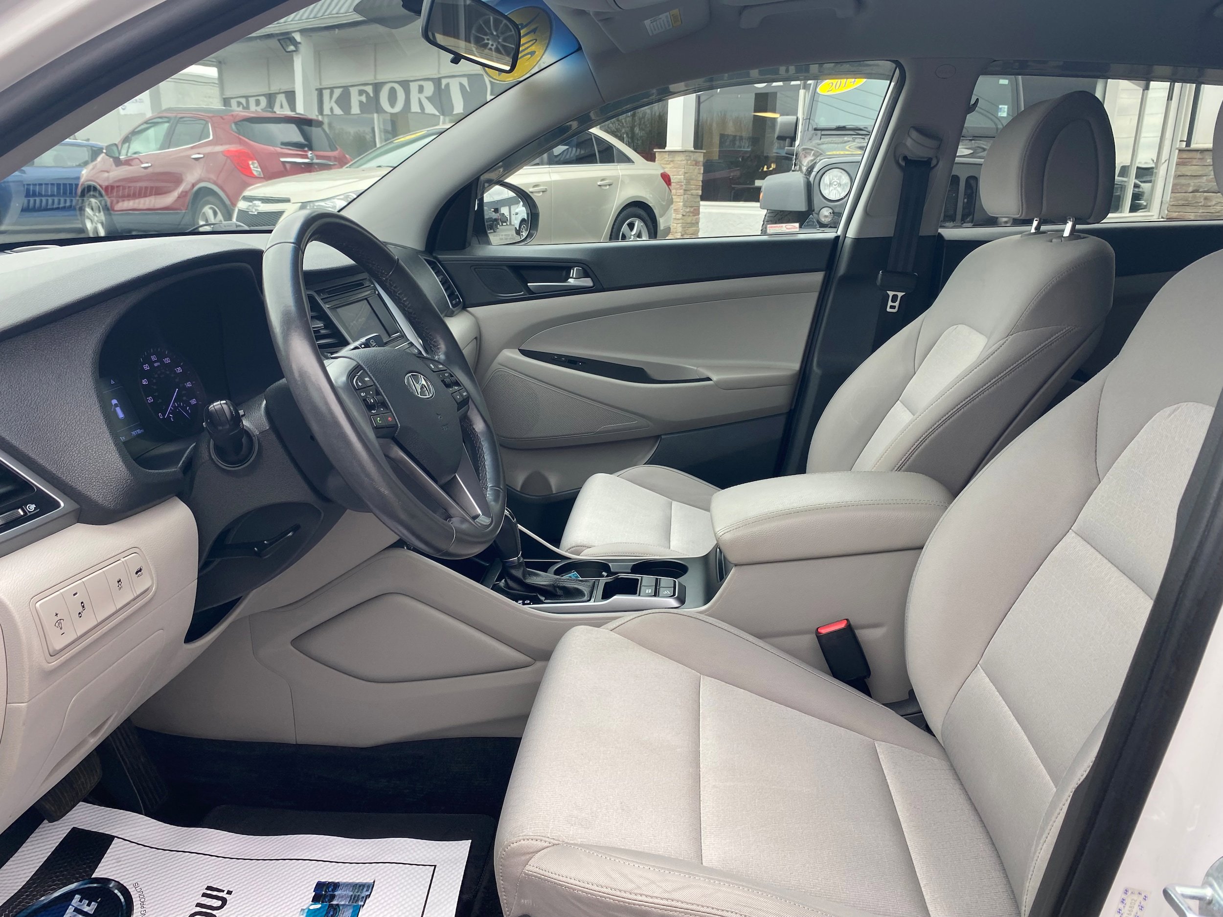 Used 2016 Hyundai Tucson Sport FWD image 10