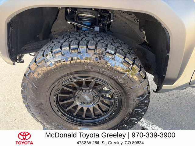 Used 2024 Toyota Tacoma TRD Off-Road w/ TRD Off Road Premium Package AWD/4WD image 15