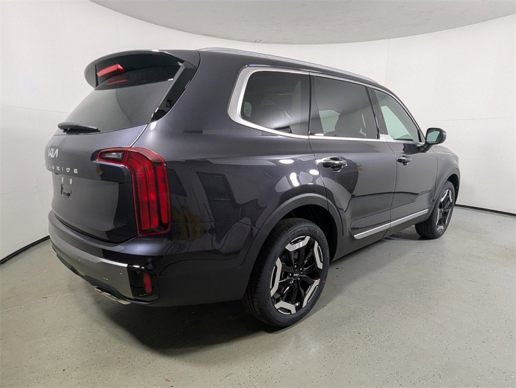 New 2025 Kia Telluride S image 7