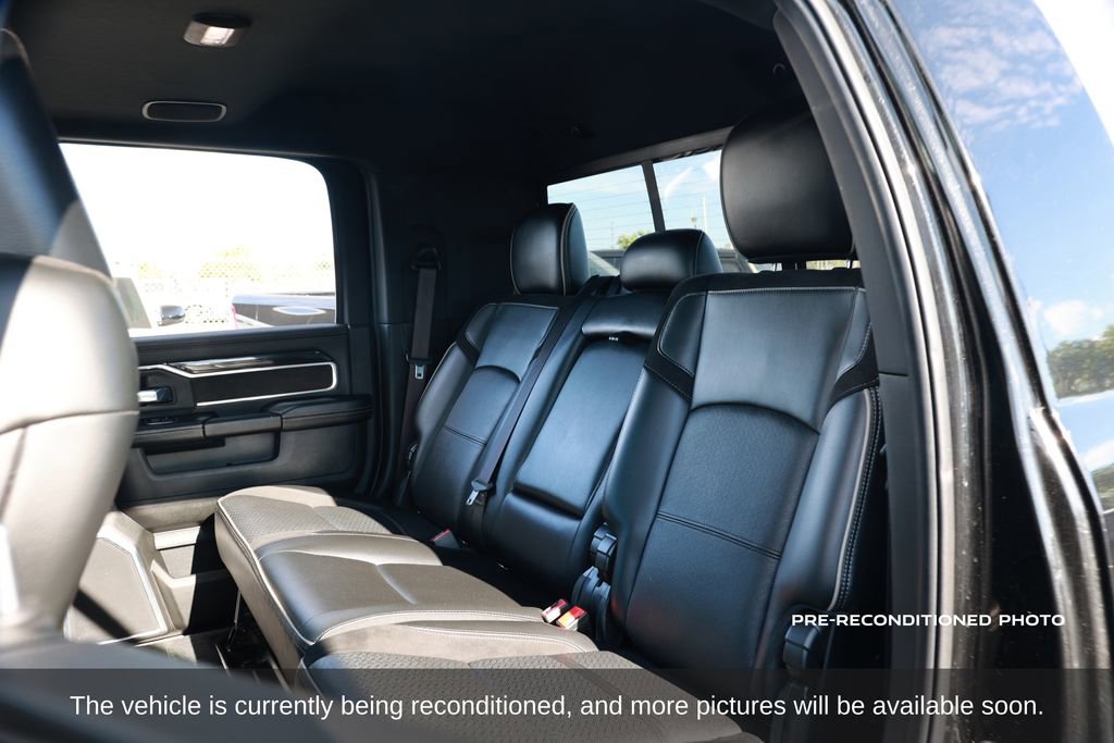 Used 2022 RAM 3500 Laramie AWD/4WD image 12