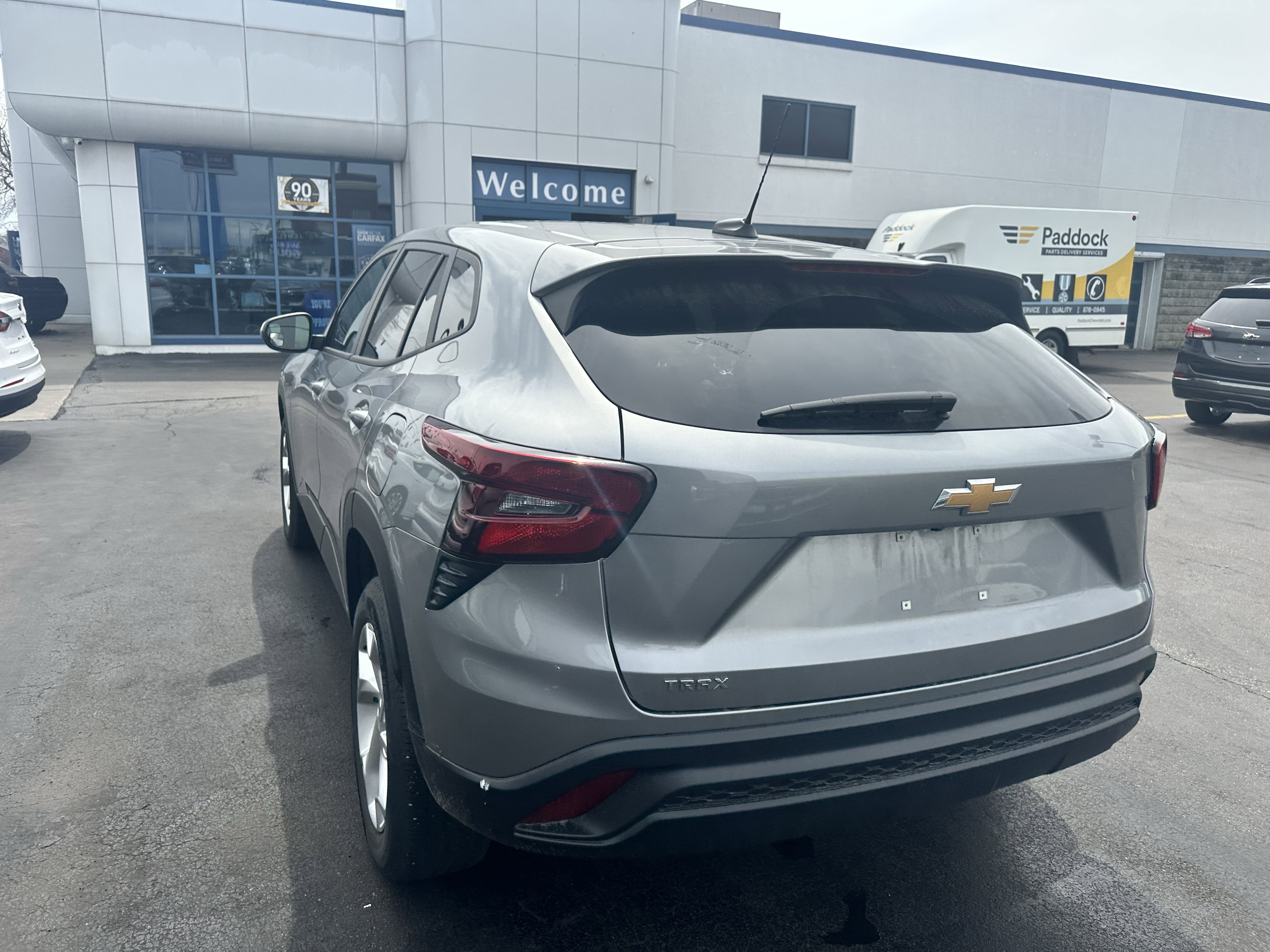 Used 2024 Chevrolet Trax LS w/ LS Convenience Package image 6