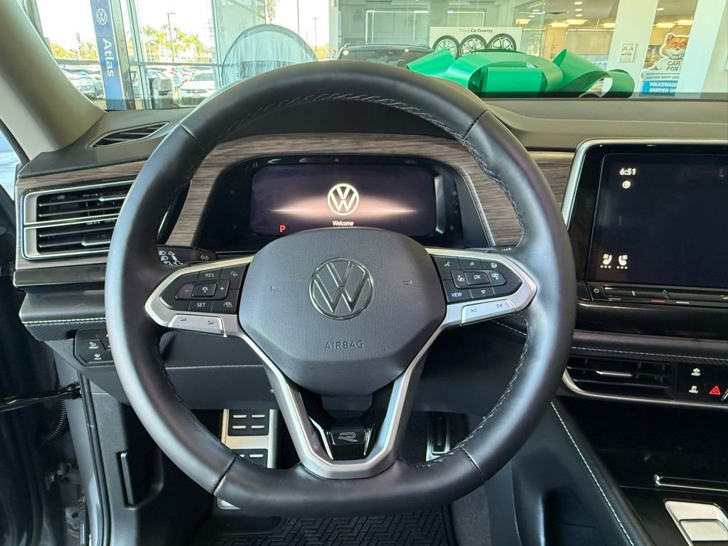 New 2026 Volkswagen Atlas SEL Premium R-Line image 13