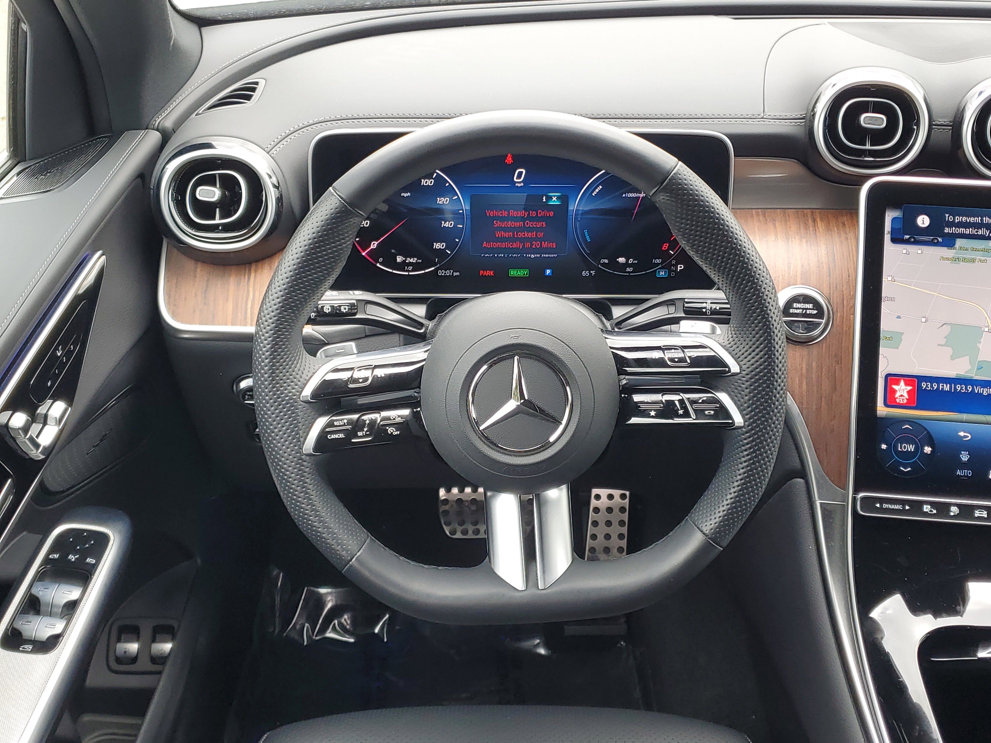 Used 2025 Mercedes-Benz GLC 350e 4MATIC image 22