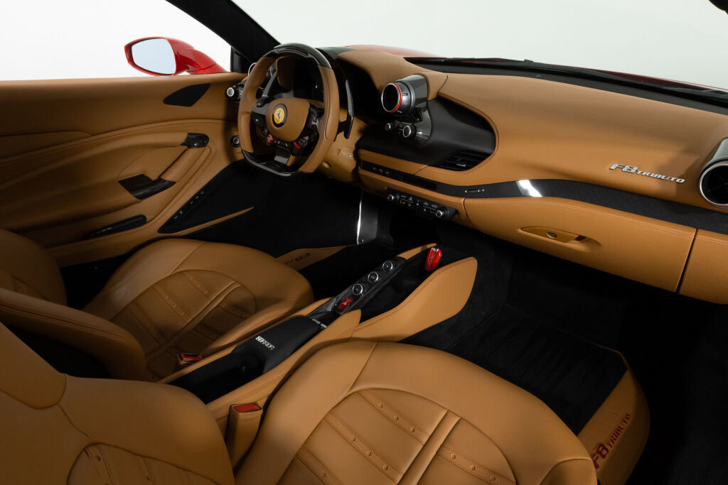 Used 2022 Ferrari F8 Tributo image 40