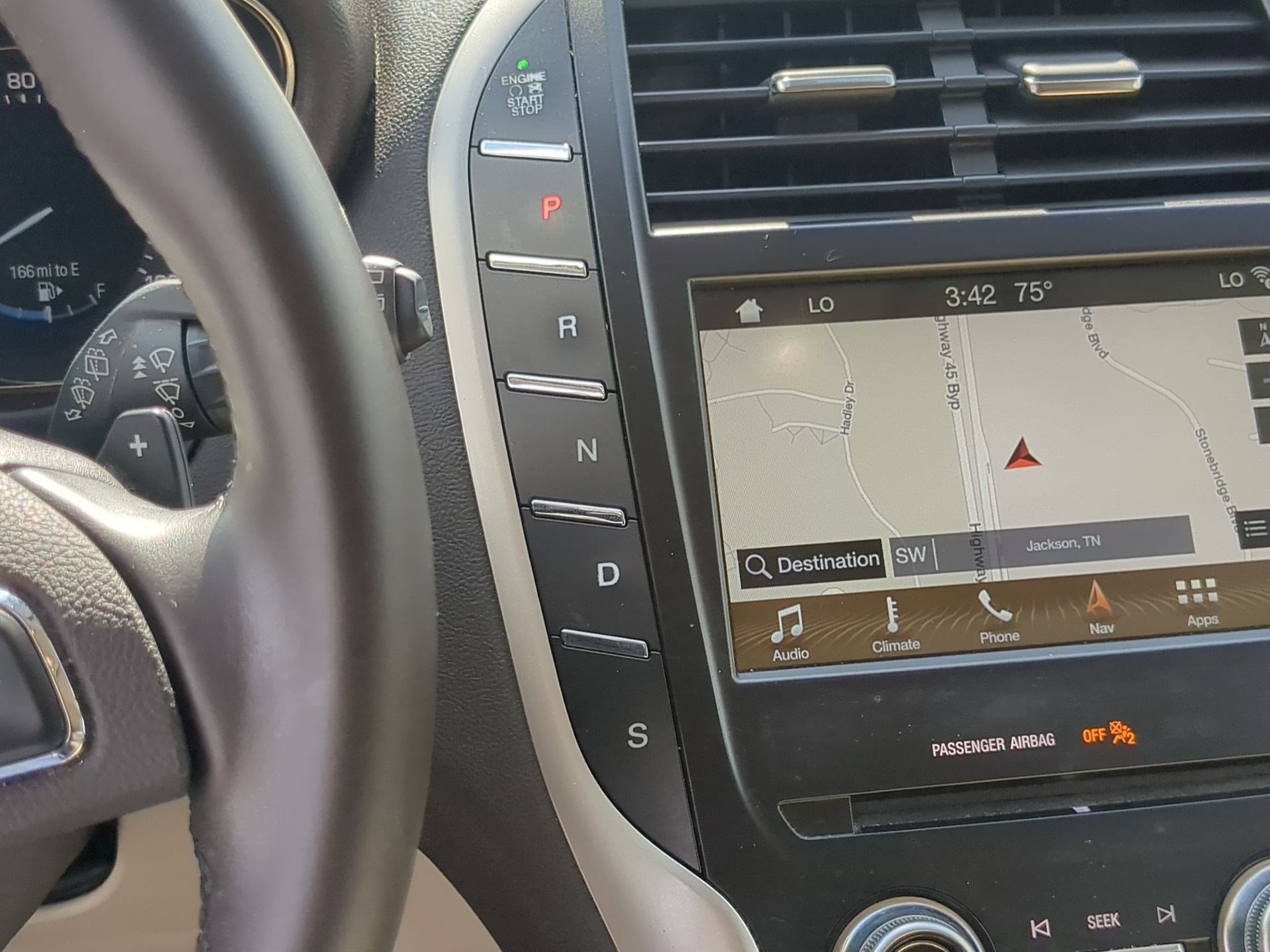 Used 2018 Lincoln MKC Select w/ Select Plus Package AWD/4WD image 18