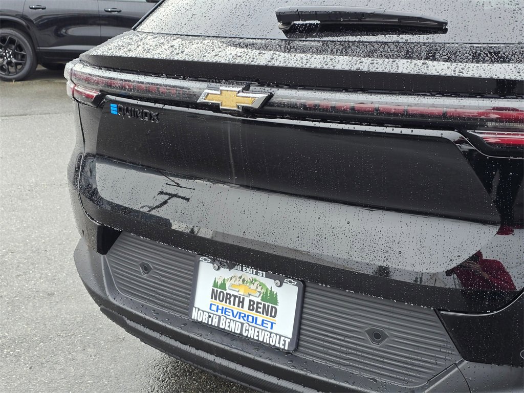 Used 2025 Chevrolet Equinox EV LT image 16