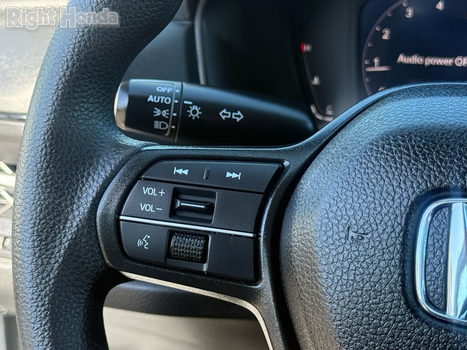 Certified 2025 Honda Accord SE image 18