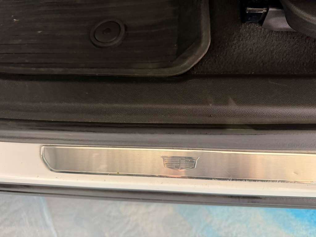 Used 2022 Cadillac XT6 Luxury image 15