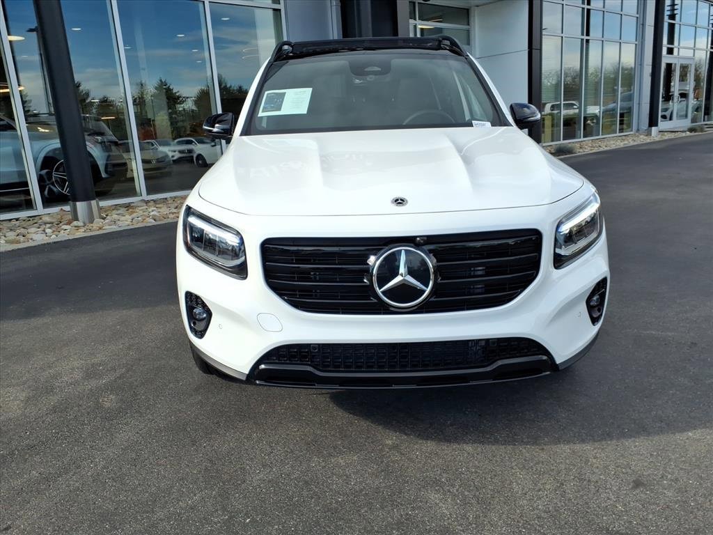 New 2025 Mercedes-Benz GLB 250 4MATIC image 9