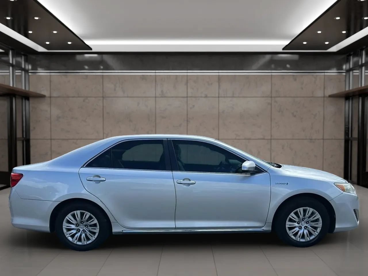Used 2012 Toyota Camry LE FWD image 13