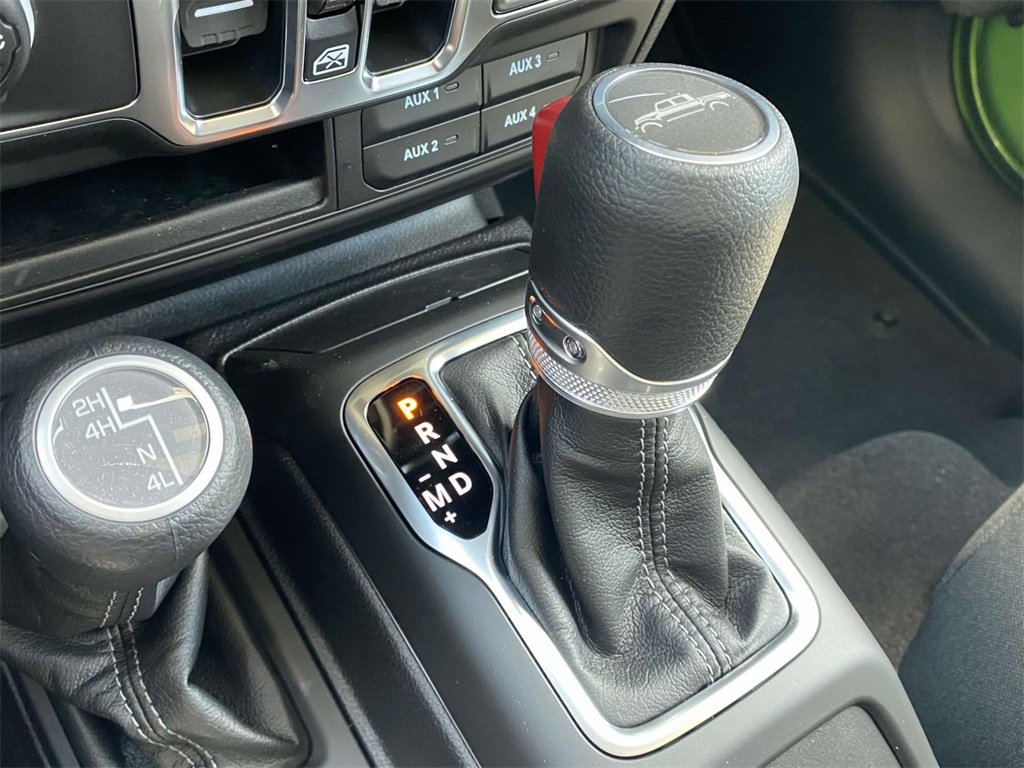 New 2025 Jeep Gladiator Sport image 19