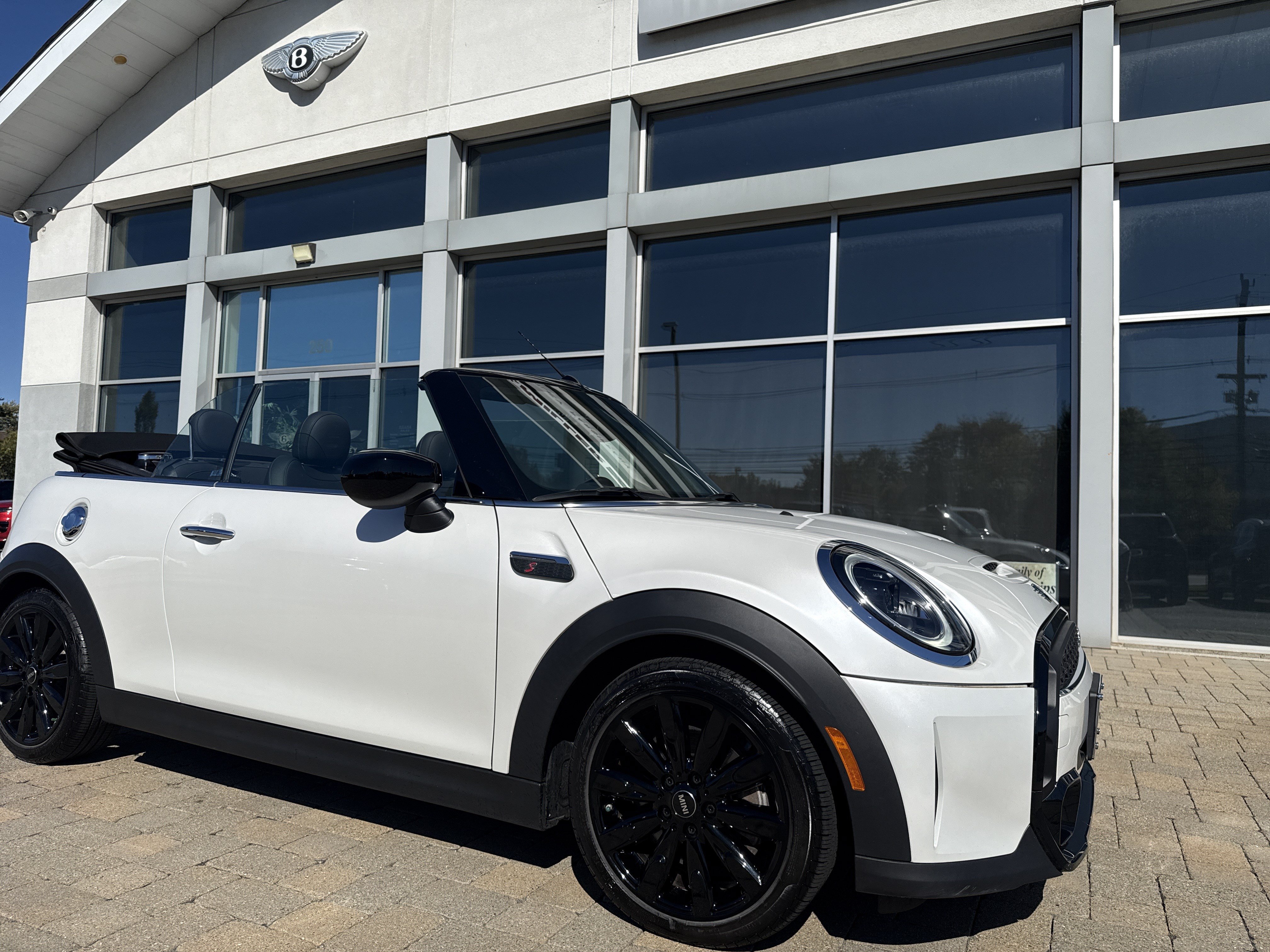 Used 2024 MINI Cooper S FWD image 45