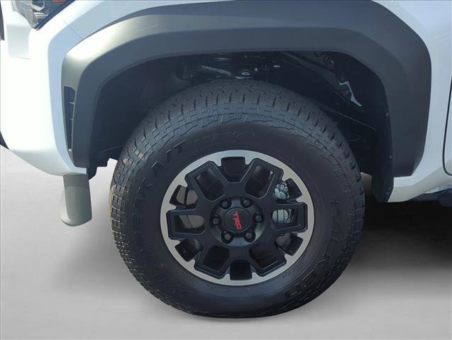 Certified 2025 Toyota Tacoma TRD Off-Road image 27
