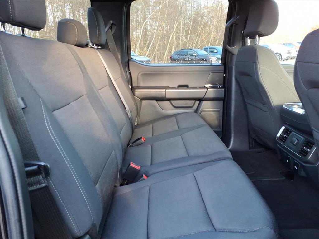 Used 2024 Ford F150 XLT w/ XLT Black Appearance Package image 11