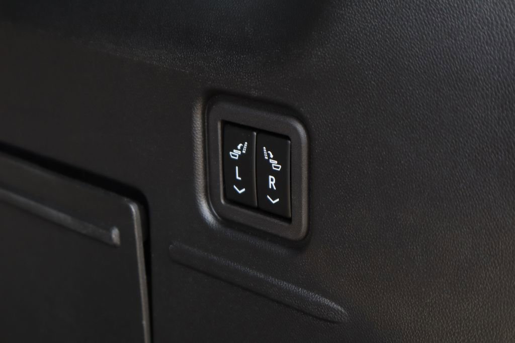 Certified 2024 GMC Hummer EV 3X w/ Omega Edition image 26