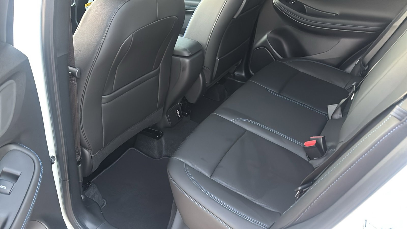 New 2026 Buick Encore GX Sport Touring w/ Comfort Package image 27