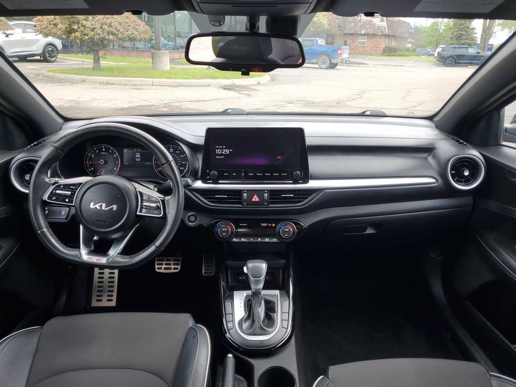 Certified 2023 Kia Forte GT-Line FWD image 22