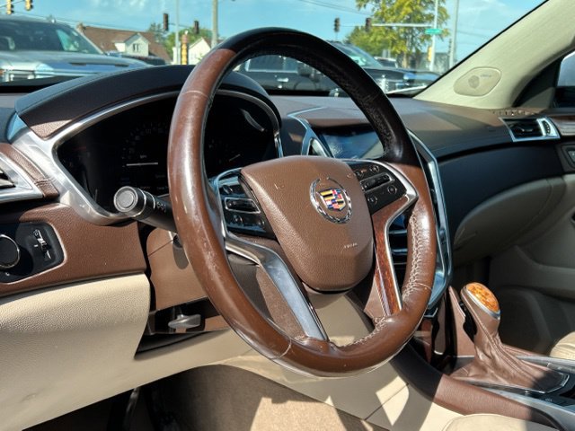 Used 2014 Cadillac SRX Luxury AWD/4WD image 33