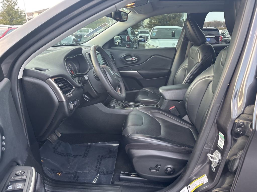 Used 2022 Jeep Cherokee Limited w/ Sun & Sound Group image 15