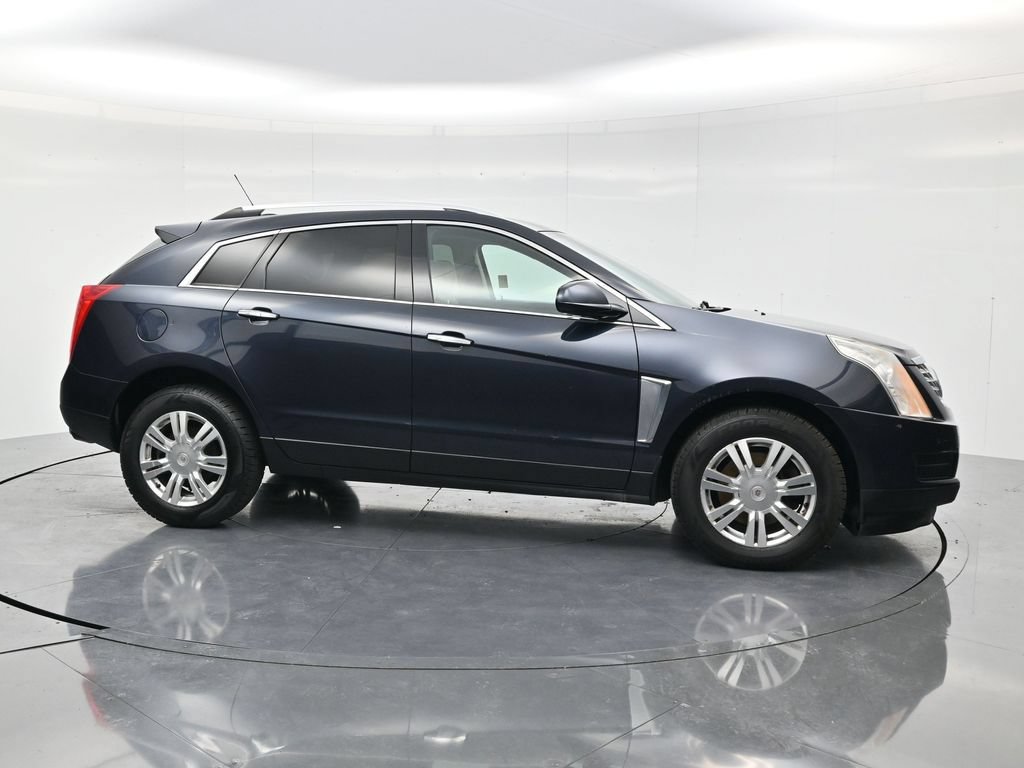 Used 2016 Cadillac SRX Luxury AWD/4WD image 4