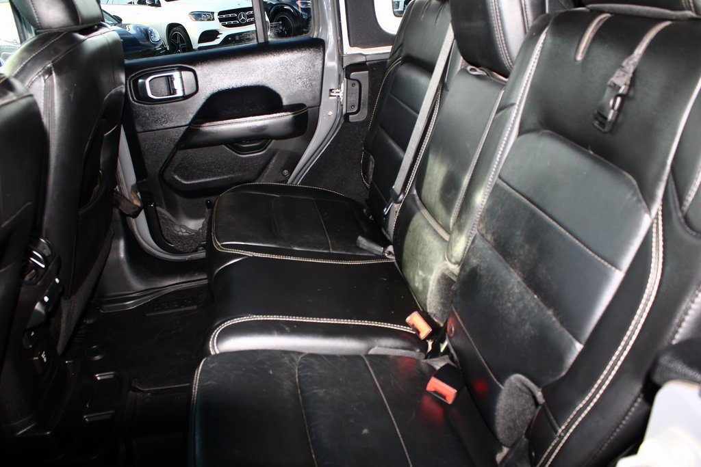 Used 2018 Jeep Wrangler Unlimited Sahara w/ Quick Order Package 24M Moab image 11