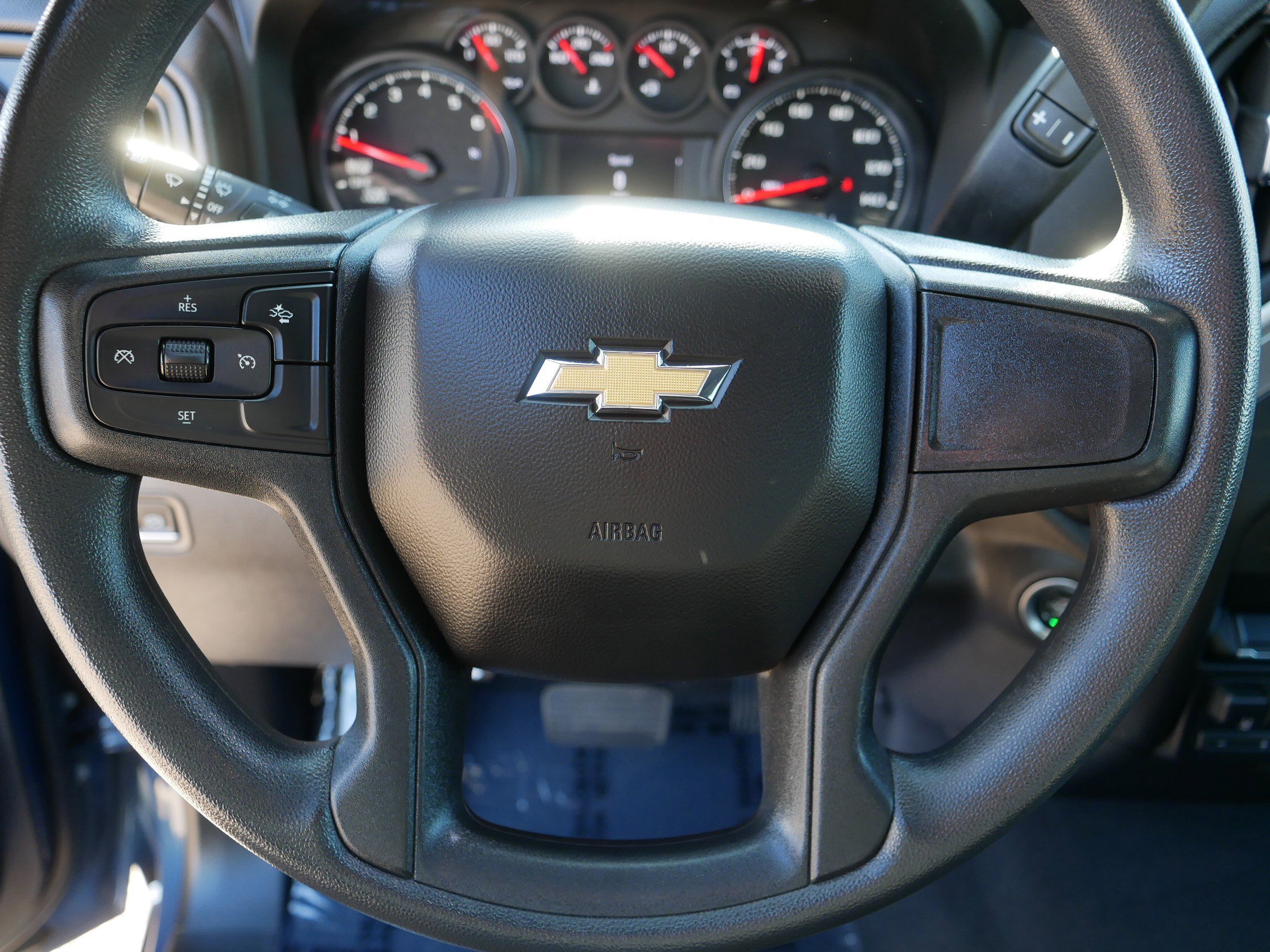 Used 2024 Chevrolet Silverado 1500 Custom image 25