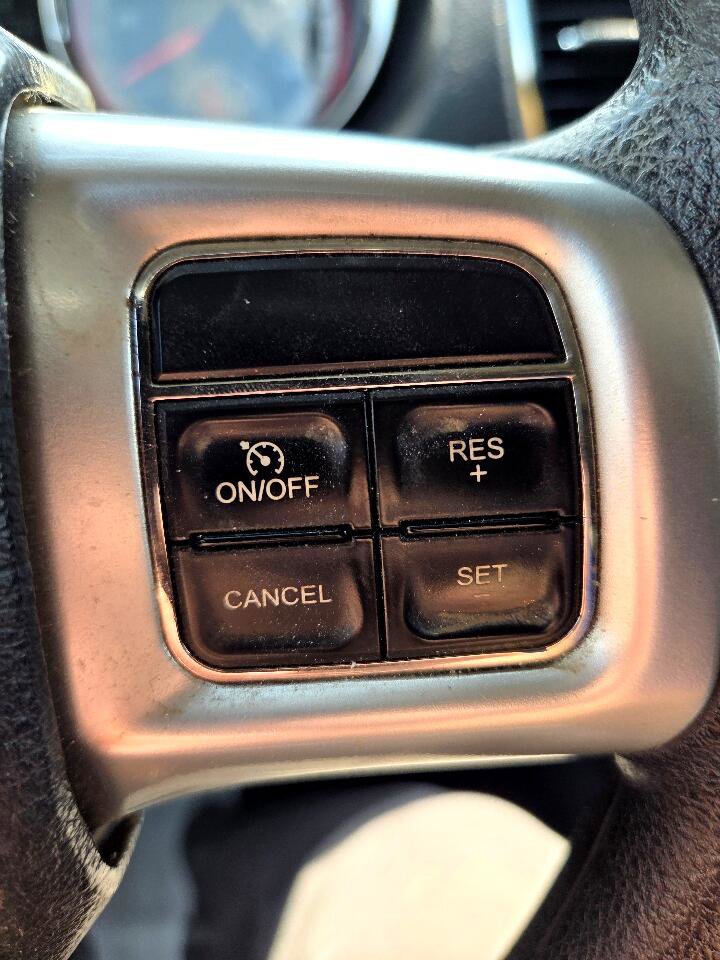 Used 2012 Dodge Durango SXT image 19