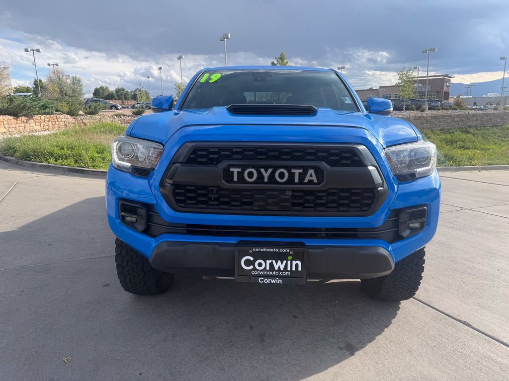 Used 2019 Toyota Tacoma TRD Pro AWD/4WD image 2