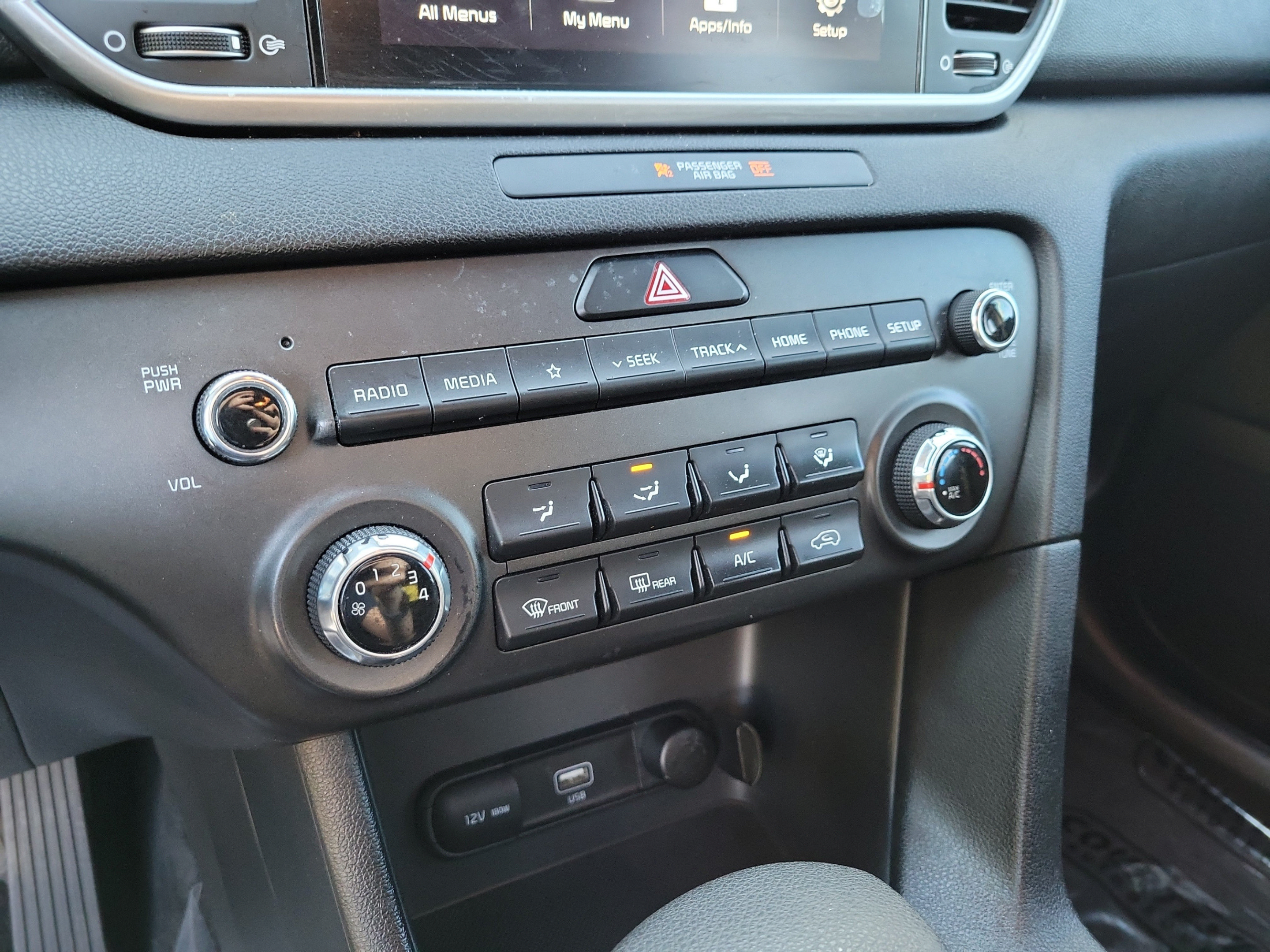 Used 2020 Kia Sportage LX FWD image 19