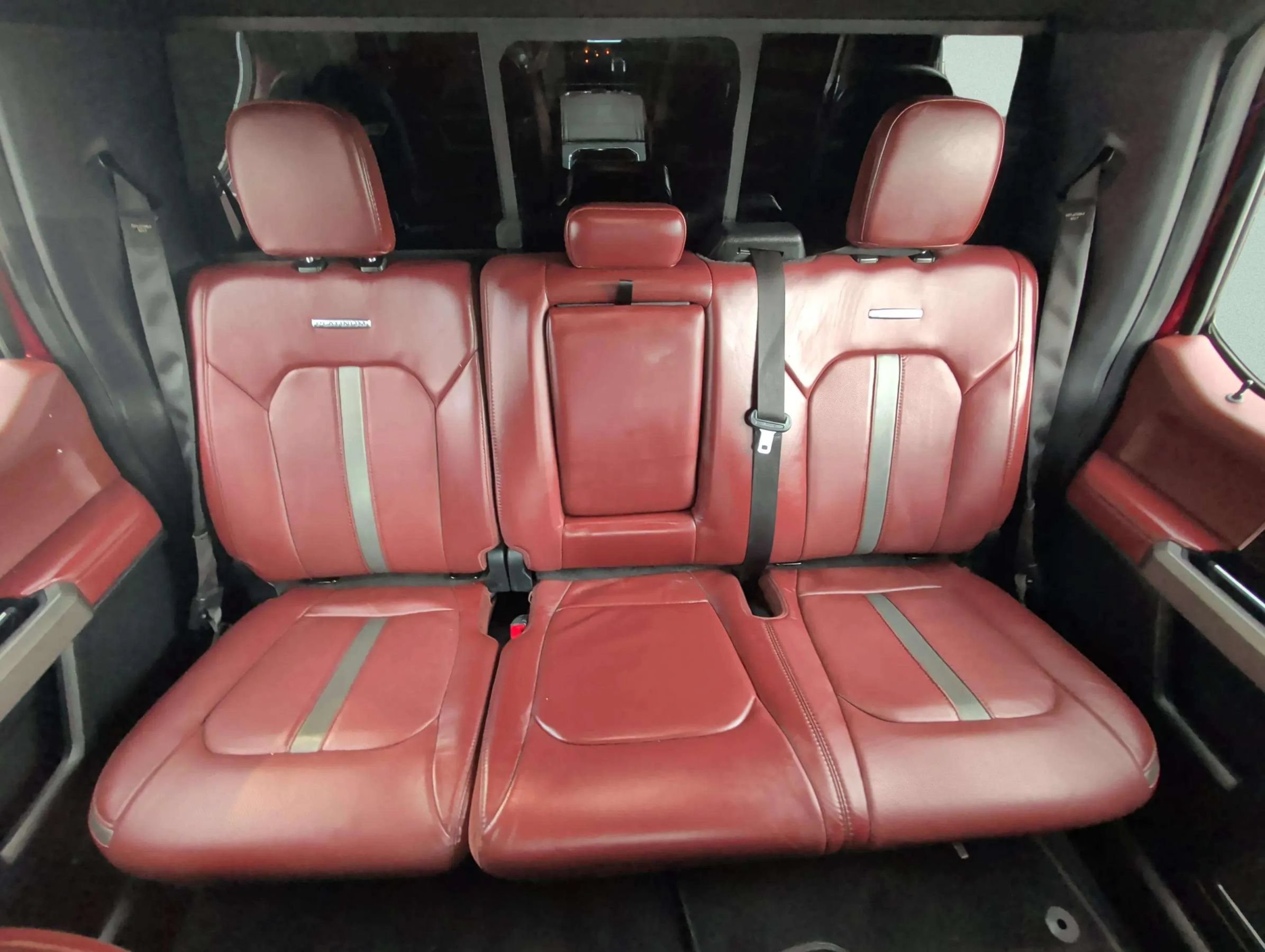 Used 2018 Ford F150 Platinum w/ Equipment Group 701A Luxury RWD image 33