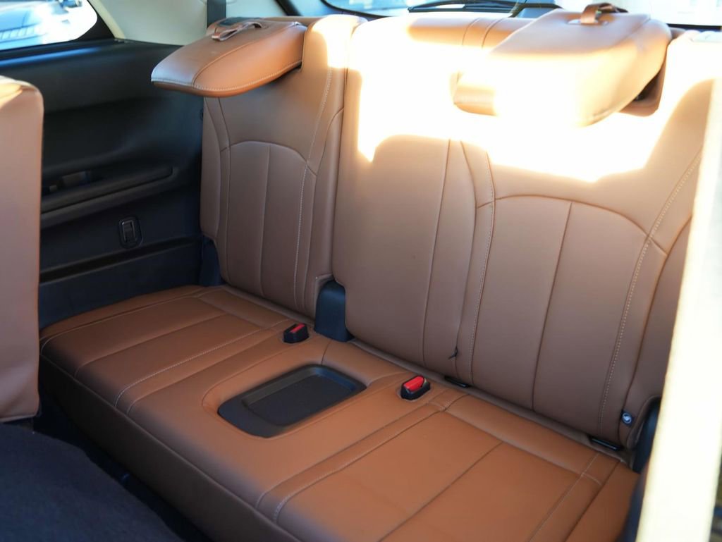 Certified 2025 INFINITI QX60 Sensory image 14