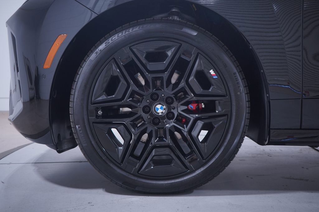 New 2026 BMW iX M70 image 2