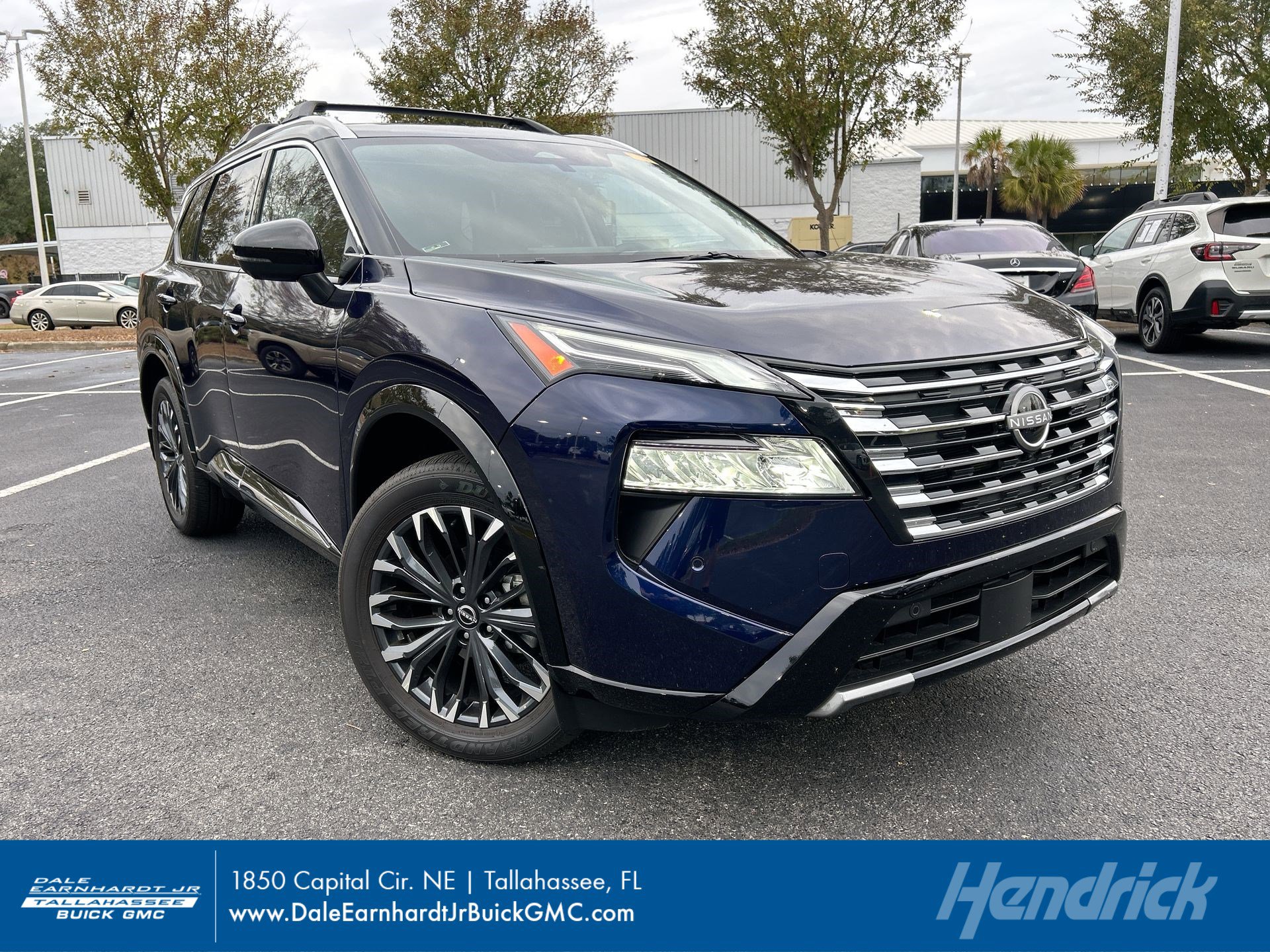 Used 2025 Nissan Rogue Platinum w/ Platinum Premium Package