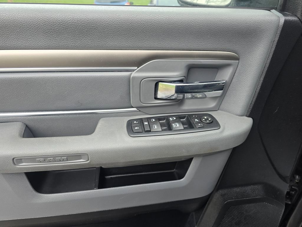 Used 2016 RAM 1500 Big Horn image 11