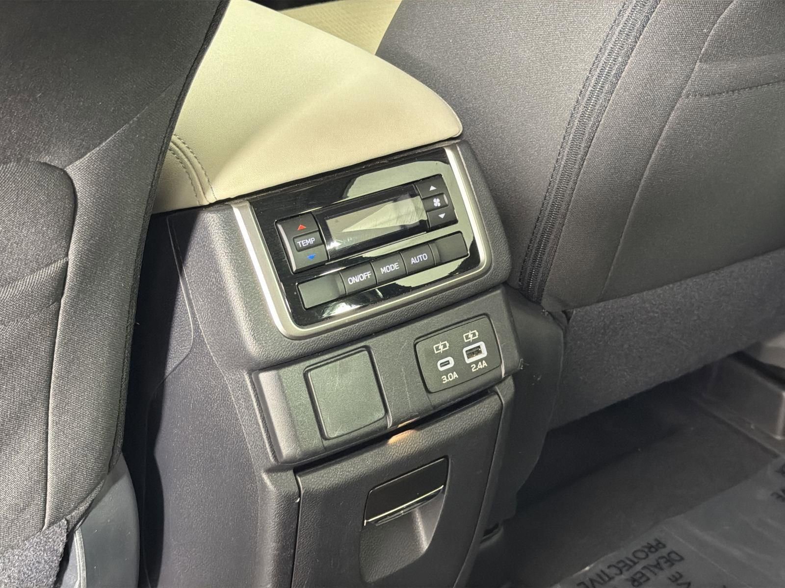 Used 2025 Subaru Ascent Premium image 27