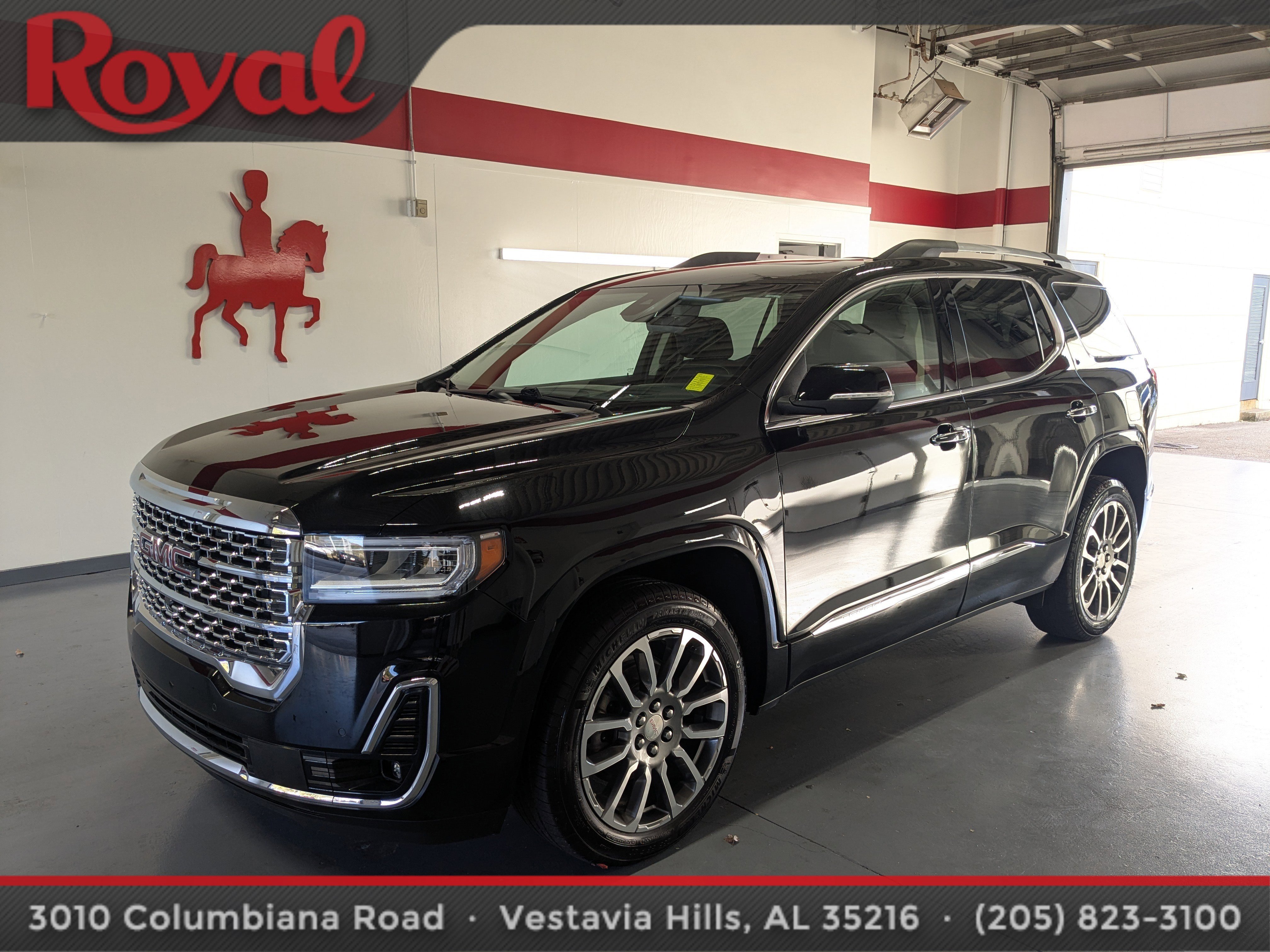 Used 2023 GMC Acadia Denali w/ Denali Ultimate Package image 1