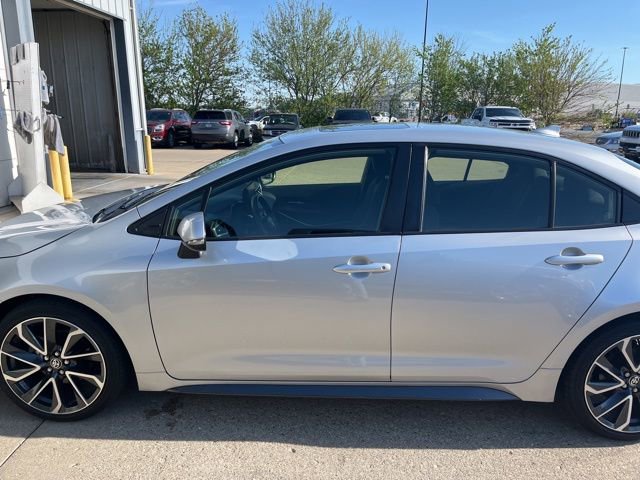 Used 2022 Toyota Corolla SE w/ SE Premium Package FWD image 8