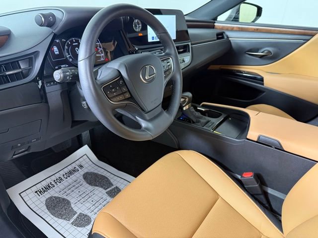 Certified 2025 Lexus ES 350 w/ Premium Package image 5